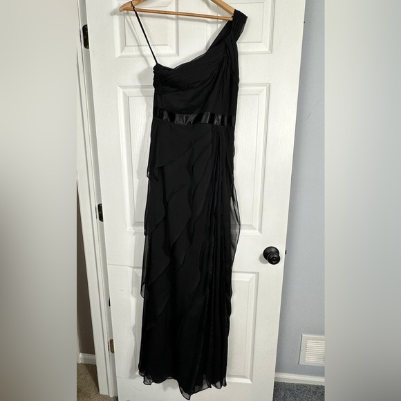 Adrianna Papell long, one shoulder gown, sz 6, ruffles, maxi - Picture 1 of 12
